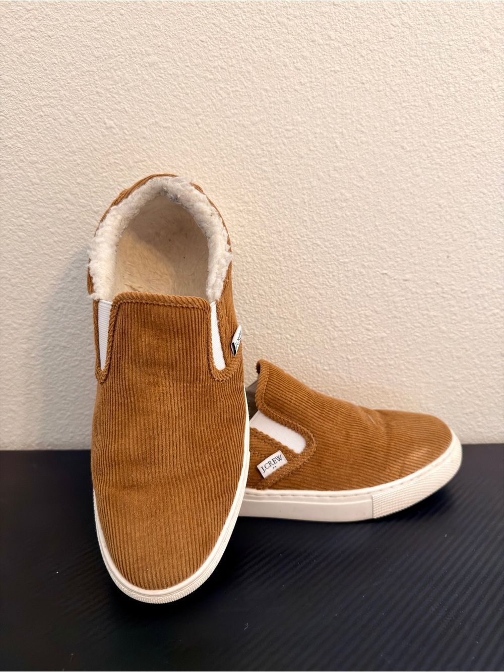 J. Crew Camel Corduroy slip-on sneakers with Sherpa lining Womens 10